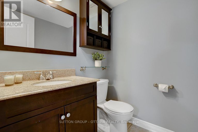 29020612/34b-782-st-andre-drive/hiawatha-parkconvent-glen/ottawa/ontario/K1C4R7_17