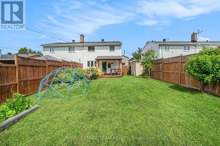 28648359/1352-maxime-street/pineview/ottawa/ontario/K1B3L1_30