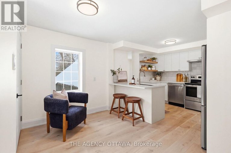 29525644/4667-albion-road-s/blossom-parkkemp-parkfindlay-creek/ottawa/ontario/K1X1A4_8