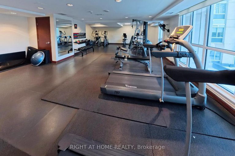 29185277/1901-234-rideau-street/sandy-hill/ottawa/ontario/K1N0A9_19