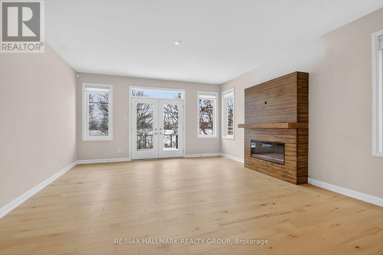 29271214/238-pursuit-terrace/goulbourn-twp-from-franktown-rdsouth-to-rideau/ottawa/ontario/K0A2Z0_12