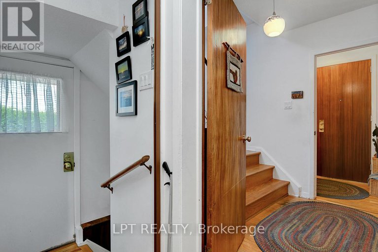 28766287/3008-mccarthy-road/riverside-park-south/ottawa/ontario/K1V8K8_17