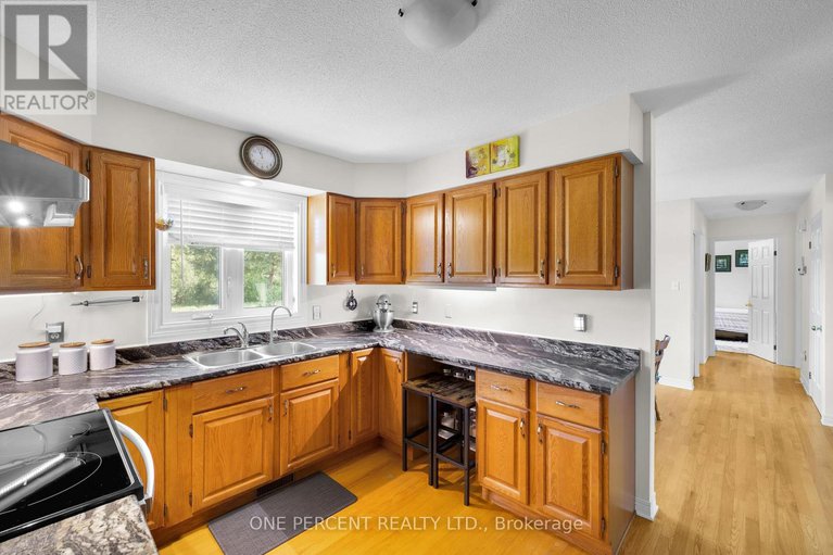 28386377/3-aimee-lane/north-grenville-twp-kemptville-south/north-grenville/ontario/K0G1S0_9