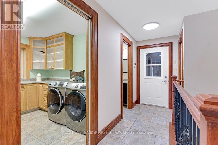 28946192/139-sheil-drive/drummondnorth-elmsley-north-elmsley-twp/drummondnorth-elmsley/ontario/K7H0G7_18
