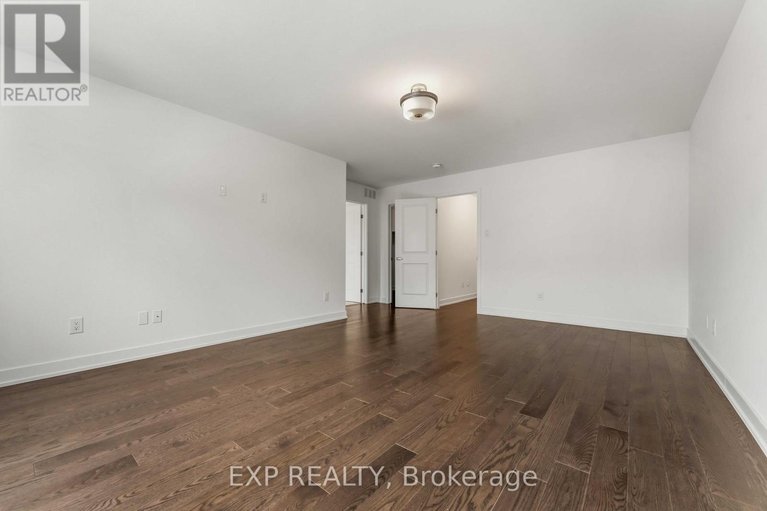 29472703/911-duxbury-lane/riverside-southgloucester-glen/ottawa/ontario/K4M0M2_14