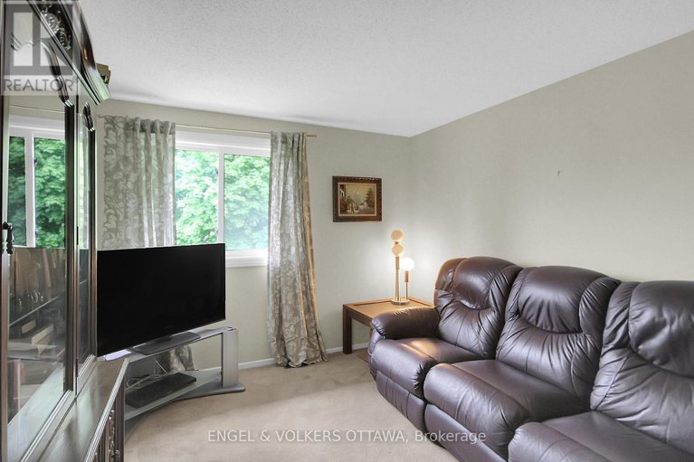 28352511/1337-ambridge-way/carleton-heights/ottawa/ontario/K2C3T3_20