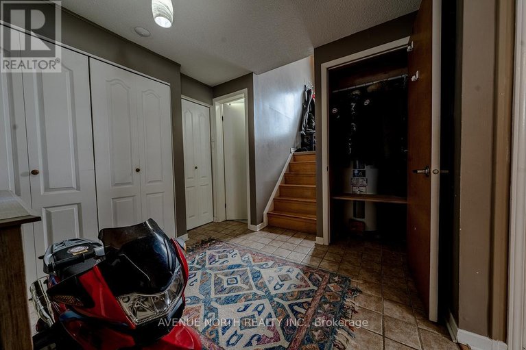 29413280/894-lise-crescent/town-of-rockland/clarence-rockland/ontario/K4K1G8_16