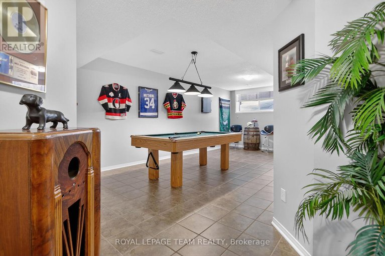 29421780/6302-sablewood-place/chapel-hill/ottawa/ontario/K1C7M6_43