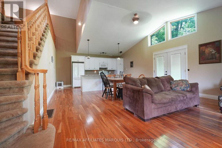 28455162/18467-andre-avenue/south-glengarry-charlottenburgh-twp/south-glengarry/ontario/K0C1S0_29