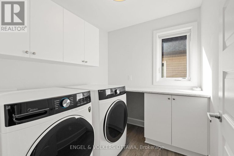 28995180/122-helen-rapp-way/blossom-parkkemp-parkfindlay-creek/ottawa/ontario/K1T0N4_38