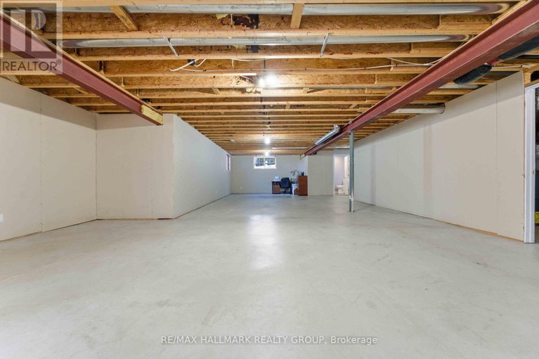 29399472/84-chanonhouse-drive/richmond/ottawa/ontario/K0A2Z0_30