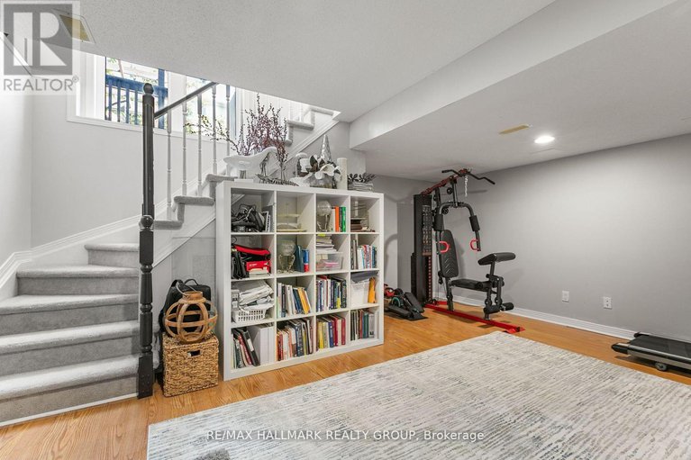 29239373/31-saddlesmith-circle/emerald-meadowstrailwest/ottawa/ontario/K2M2Y8_26