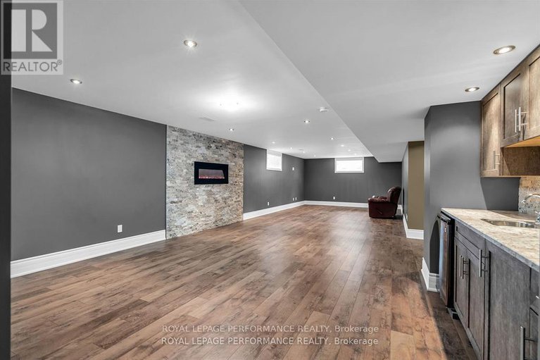 28450565/6685-yacht-boulevard/south-glengarry-charlottenburgh-twp/south-glengarry/ontario/K6H7N6_34