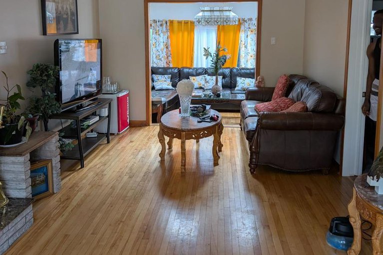 28563593/393-donald-street/overbrookcastle-heights/ottawa/ontario/K1K1M2_6