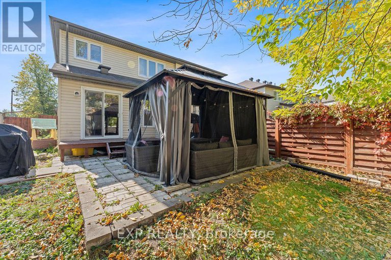 28971340/4085-kelly-farm-drive/blossom-parkkemp-parkfindlay-creek/ottawa/ontario/K1T4J3_43
