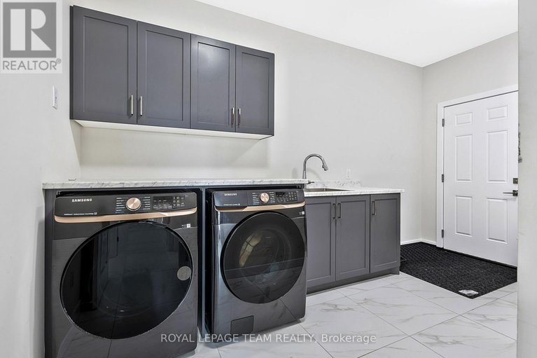 29213480/224-trudeau-crescent/russell-twp/russell/ontario/K4R1E5_42