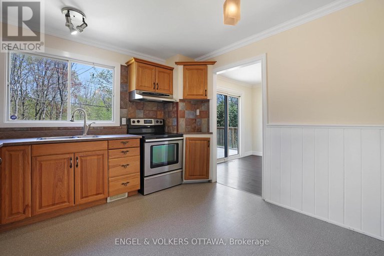 28304083/25-coldstream-drive/munster/ottawa/ontario/K0A3P0_18