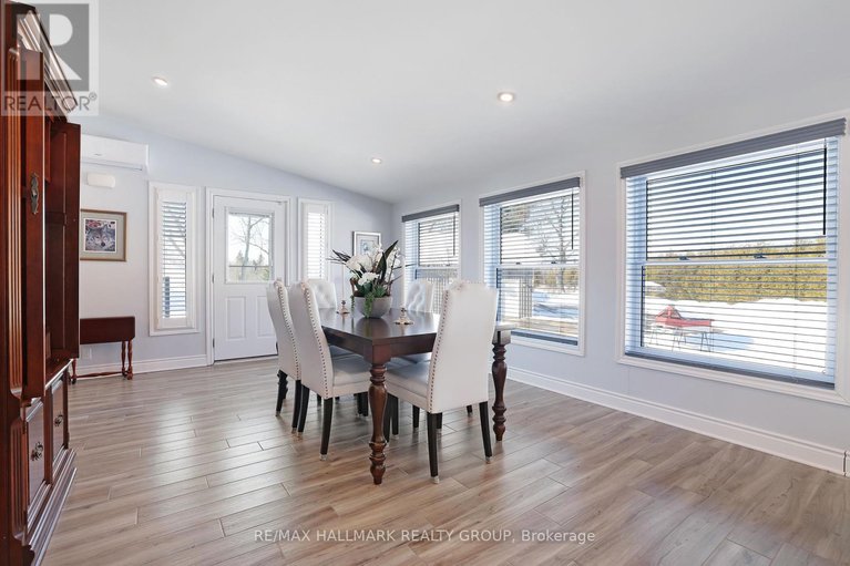 29345717/112-oak-lane/drummond-n-elmsley-drummond-twp/drummondnorth-elmsley/ontario/K7H3C8_18