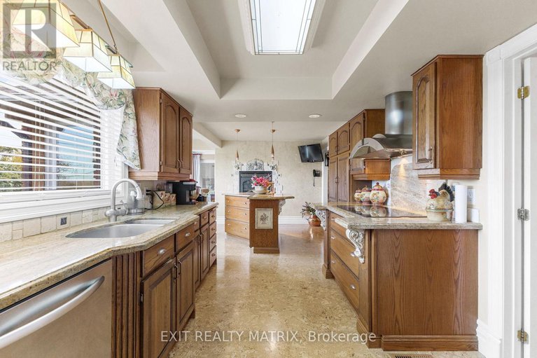 29019444/1100-moffatt-drive/cumberland-ridge/ottawa/ontario/K4C1B7_17