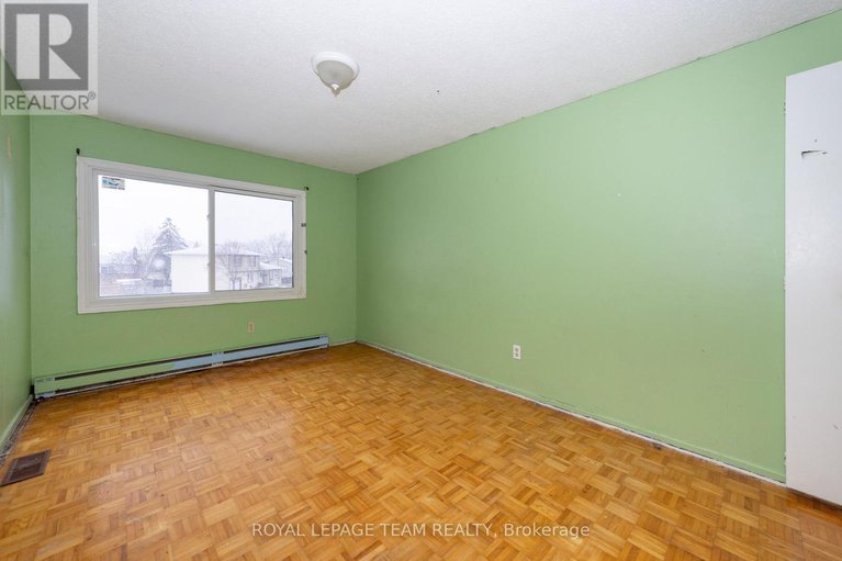 29205924/7-coolbrook-cr-crescent/munster/ottawa/ontario/K0A3P0_30