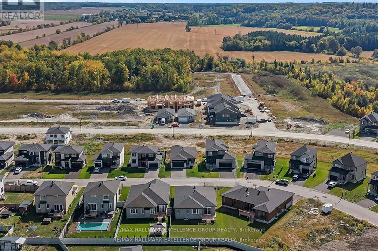 29317076/1345-diamond-street/clarencerockland-twp/clarence-rockland/ontario/K4K0M6_49