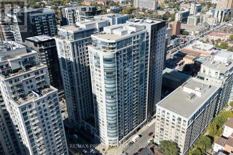 28873792/1306-195-besserer-street/sandy-hill/ottawa/ontario/K1N0B6_1