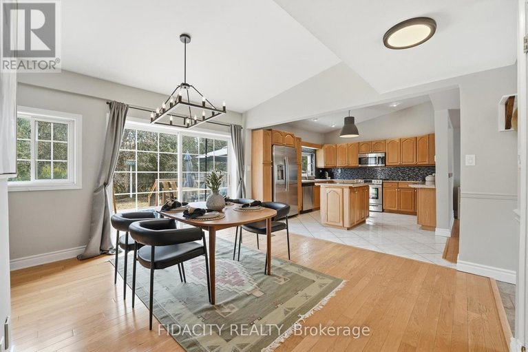 29641176/6560-jack-pine-crescent/greely/ottawa/ontario/K4P1E1_8