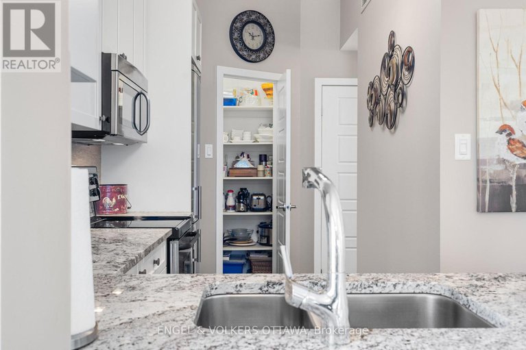 29327642/806-300c-lett-street/west-centre-town/ottawa/ontario/K1R0B8_16