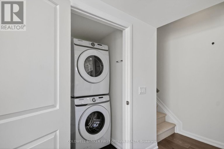 29585557/77-cherry-blossom-private/redwood-park/ottawa/ontario/K2H6Z9_10