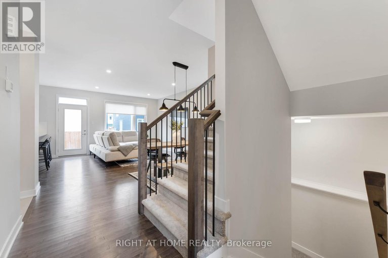 28824525/30-chasing-grove/btwn-franktown-rd-fallowfield-rd/ottawa/ontario/K0A2Z0_5