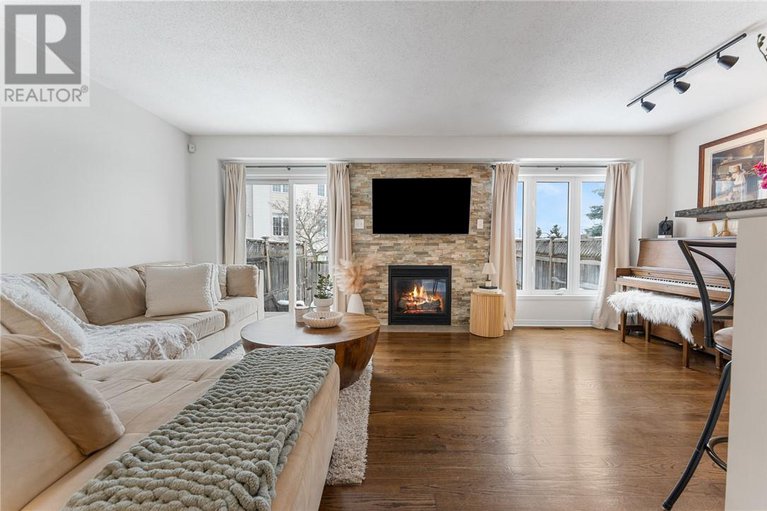 29102957/202-arrita-street/ottawa/ontario/K2S0J7_19