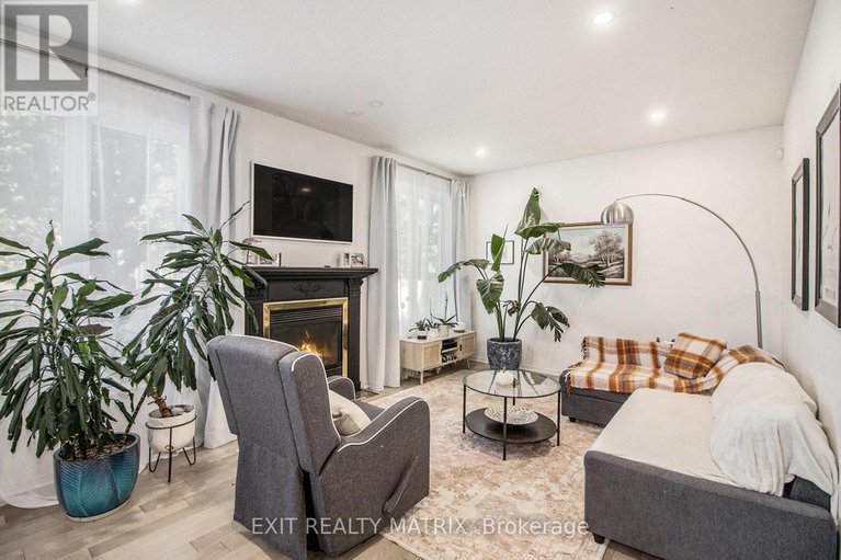 29004657/2205-blue-willow-crescent/orleans-village/ottawa/ontario/K1W1K6_22