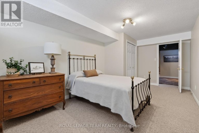 29620889/13-granite-ridge-drive/stittsville-central/ottawa/ontario/K2S1Y2_36