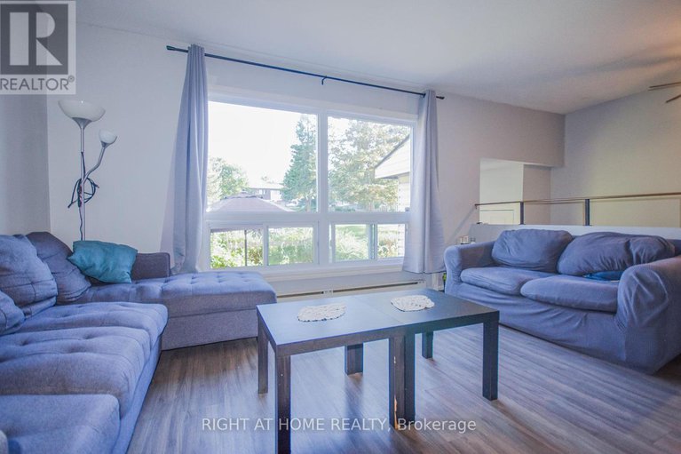 28927993/53-2640-draper-avenue/redwood-park/ottawa/ontario/K2H8V3_3