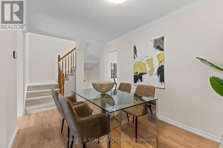 28573649/1129-chimney-hill-way/beacon-hill-south/ottawa/ontario/K1J8Z7_9