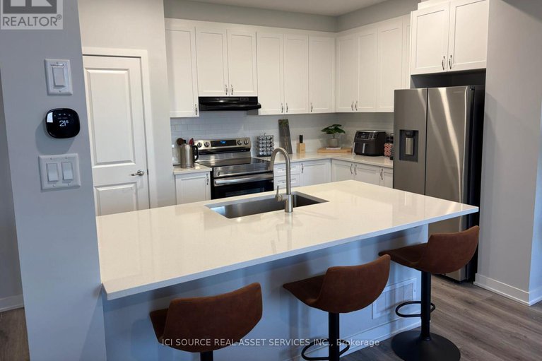 29263044/617-quilter-row/goulbourn-twp-from-franktown-rdsouth-to-rideau/ottawa/ontario/K0A2Z0_4