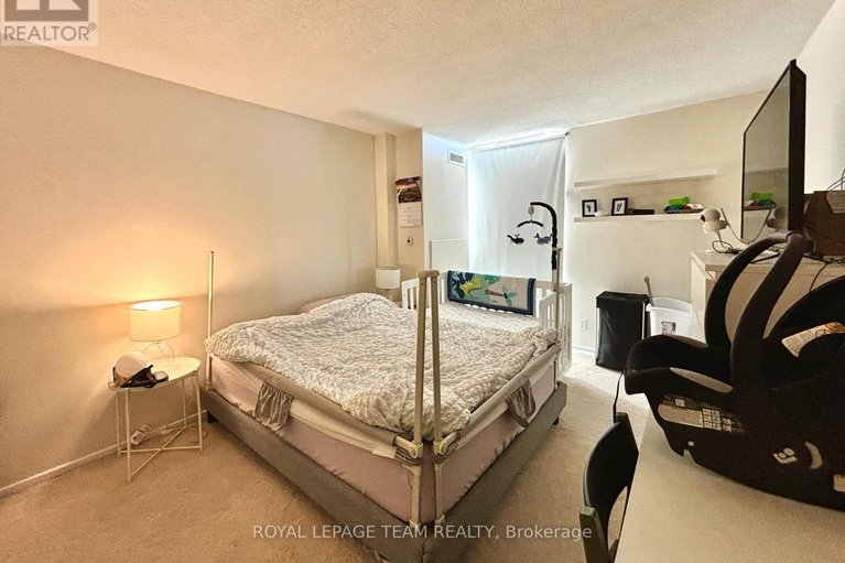 28806113/1101-2951-riverside-drive/mooneys-bayriverside-park/ottawa/ontario/K1V8W6_15