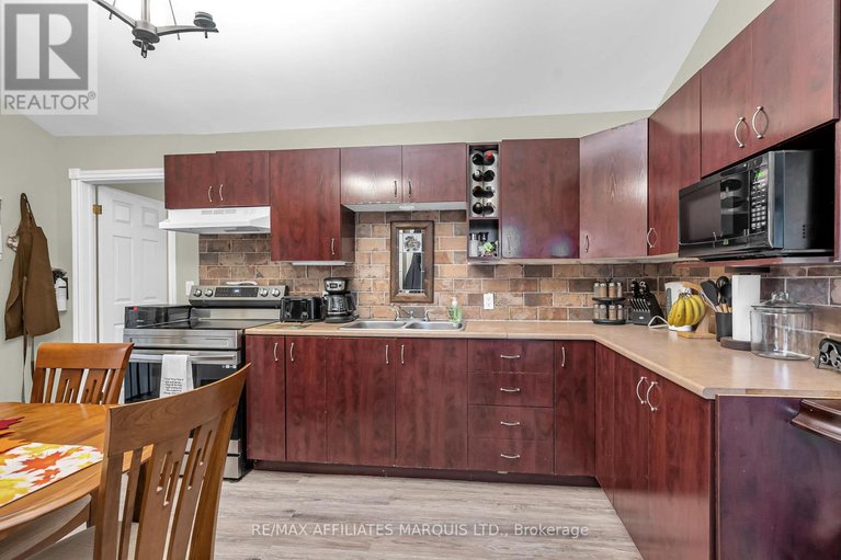 28975262/21895-seguin-mill-street/north-glengarry-kenyon-twp/north-glengarry/ontario/K0B1H0_8
