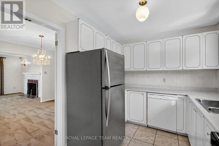 28961785/1900-southampton-court/braemar-park/ottawa/ontario/K2C0W3_15