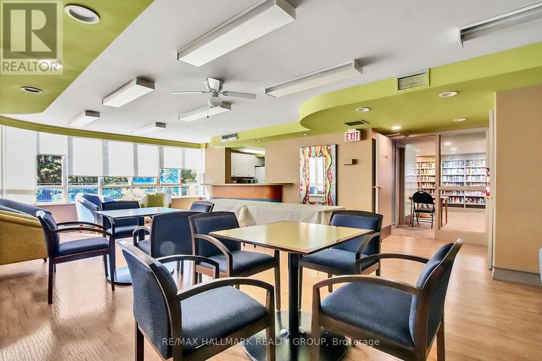 29041204/606-100-grant-carman-drive/borden-farmstewart-farmcarleton-heightsparkwood-hills/ottawa/ontario/K2E8B8_29