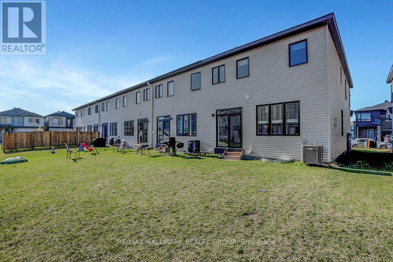 28931409/610-fenwick-way/stonebridge/ottawa/ontario/K2J7E5_41