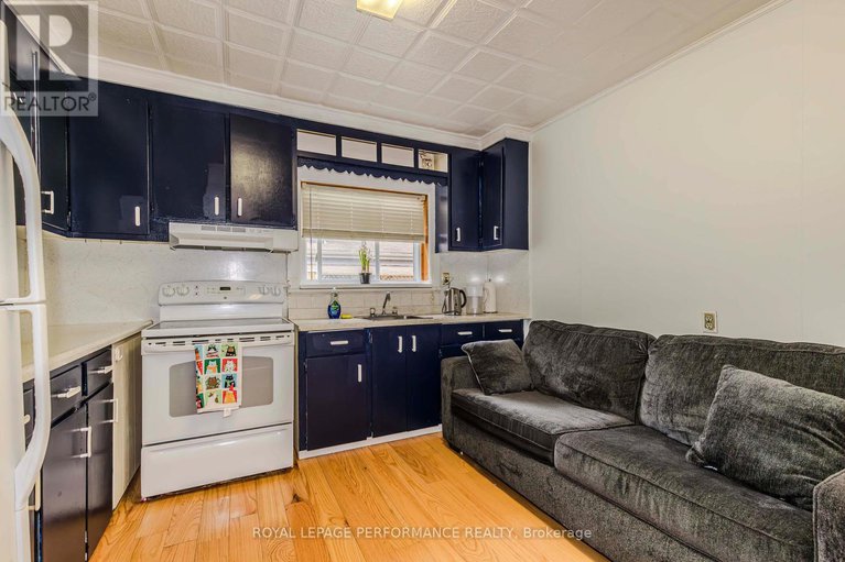 29320189/98-boyce-avenue/britannia/ottawa/ontario/K2B6J2_13