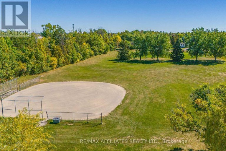 28892154/5-fringewood-drive/fringewood/ottawa/ontario/K2S1T1_30