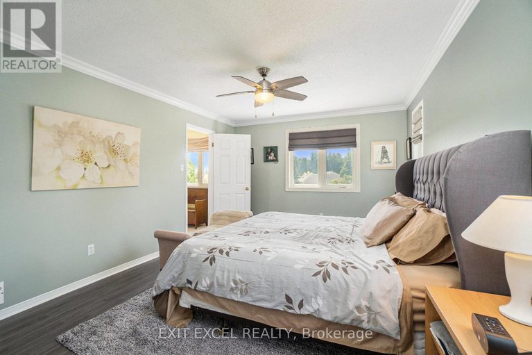 28425414/1551-stanleyfield-crescent/greely/ottawa/ontario/K4P1M7_16