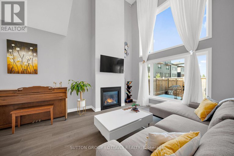 29091290/776-carnelian-crescent/riverside-southgloucester-glen/ottawa/ontario/K1X0A8_8