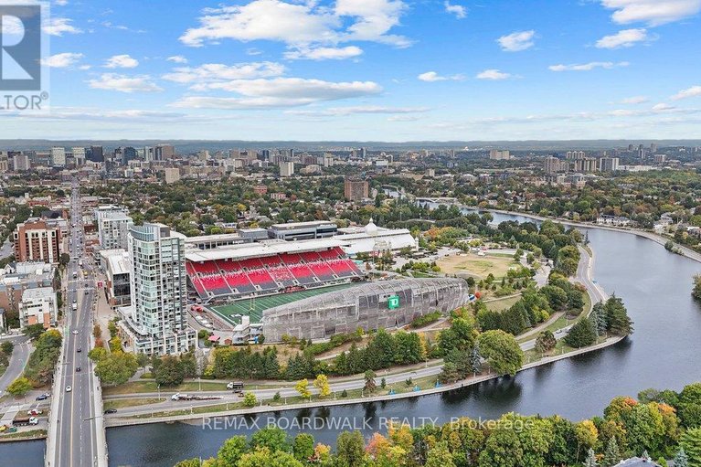 29467725/151-riverdale-avenue/old-ottawa-southrideau-gardens/ottawa/ontario/K1S1R1_7