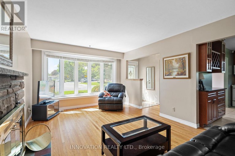 28409524/40-hadley-circle/bells-corners/ottawa/ontario/K2H6N9_7