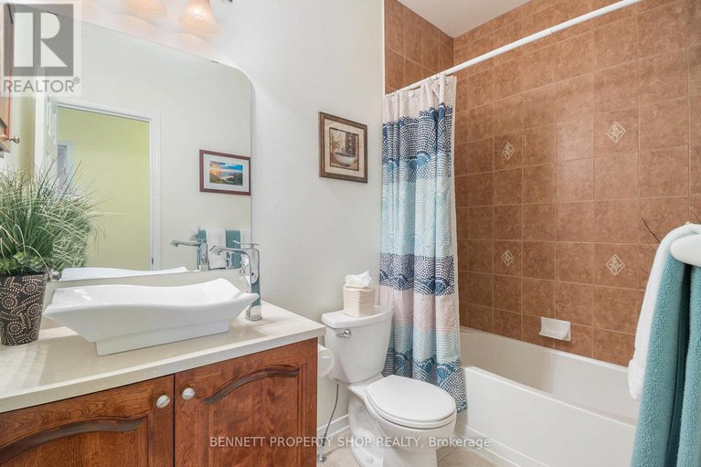 28864700/460-jasper-crescent/town-of-rockland/clarence-rockland/ontario/K4K0C7_24