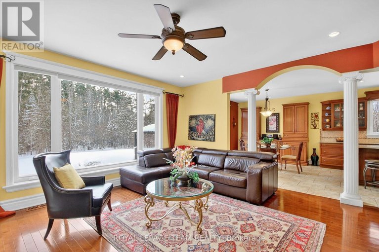 29445579/104-sentinel-pine-way/huntley-ward-south-east/ottawa/ontario/K0A1L0_35