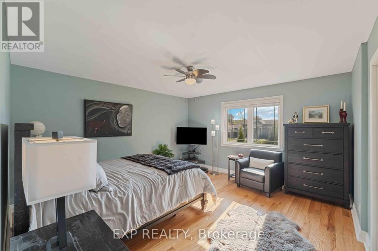 28505829/6163-elkwood-drive/greely/ottawa/ontario/K4P1N1_18
